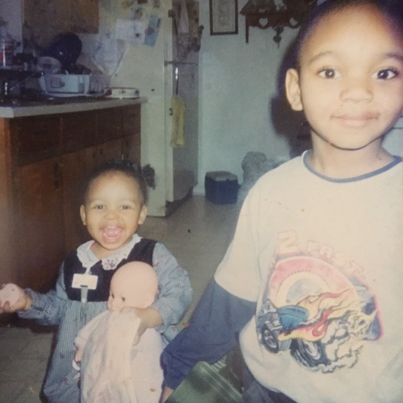 Meet your Posher, Kelly - Picture 3 of 6